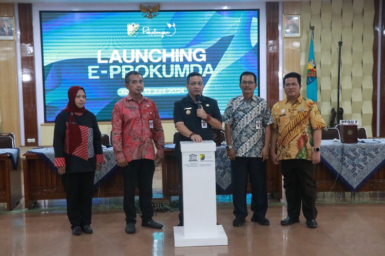 Mudahkan Layanan Produk Hukum Daerah, Wali Kota Pekalongan Launching e-Prokumda