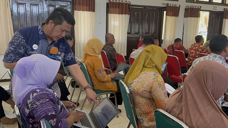 Bagian Hukum Kota Pekalongan Adakan Pembinaan JDIH dan Bimtek e-Prokumda