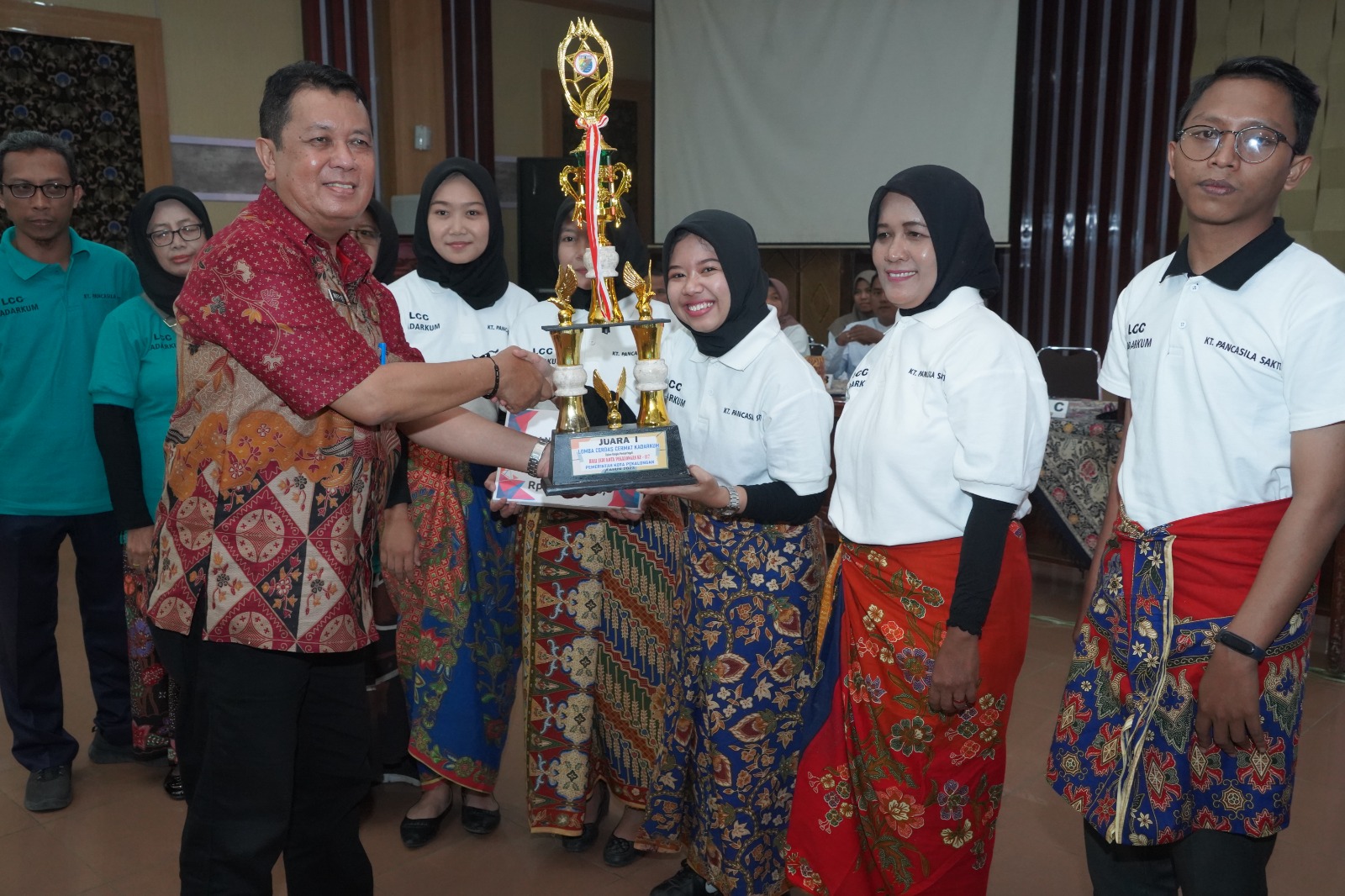 Delapan Kelurahan Kota Pekalongan Meriahkan LCC Kadarkum